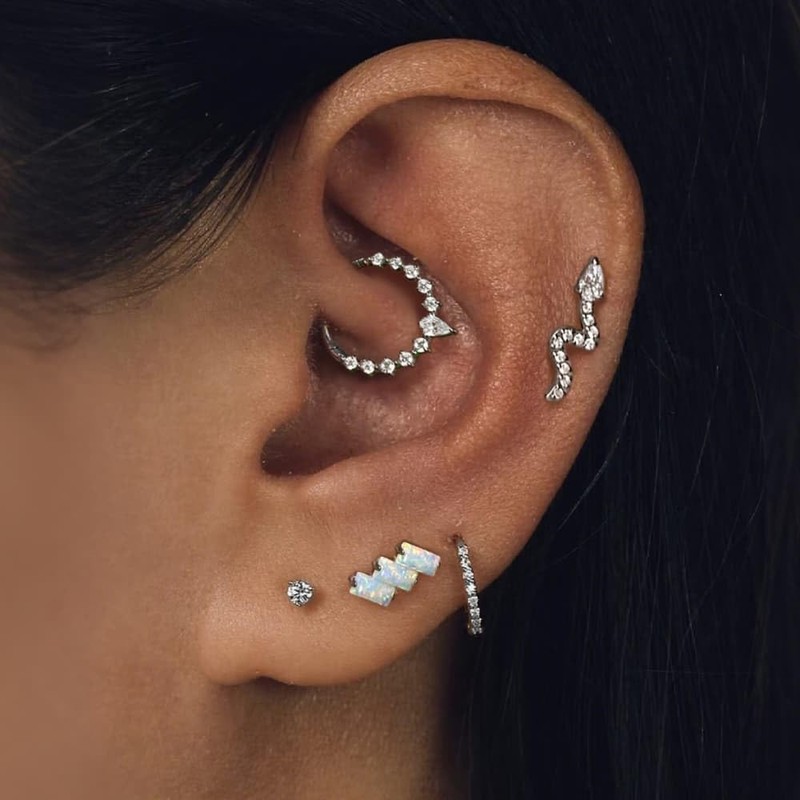 Osbourney ASTM F136 Titanium Septum Rings,16G/8-10mm CZ Floral Nose Ring