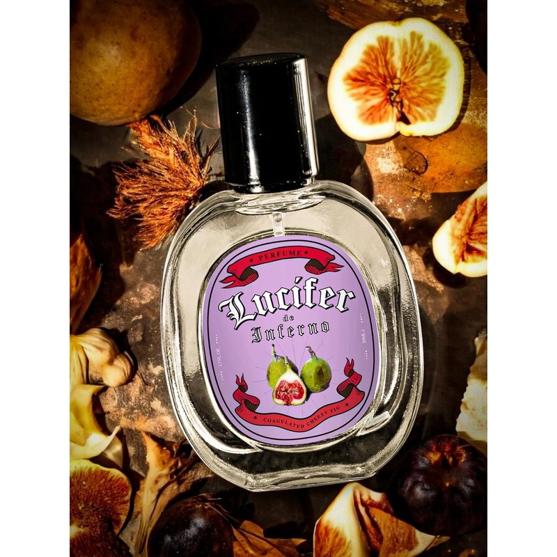 The scent of solidified lumps made by fermenting figs, fermented