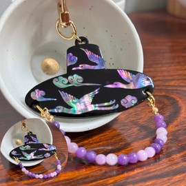 National Museum of Korea Goods Natural Mother-of-pearl God Keyring Traditional Korean Foreigner Gift Keyring Souvenir Key Holder I agree to third-party provision for delivery / 국립중앙박물관 굿즈 천연자개 갓 키링 전통 한국 외국인 선물 키링 기념품 키홀더 배송을 위한 제3자 제공에 동의합니다