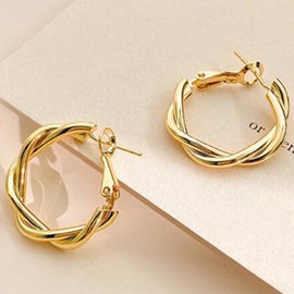 Stocking Stuffers Holiday Outfits for Women 2024 Gold Silver Twisted Hoop Earrings Lightweight Chunky Hoop Earrings for Girls Click Top Hoop Earrings Hypoallergenic Earrings Jewelry Gifts(gold earrings)