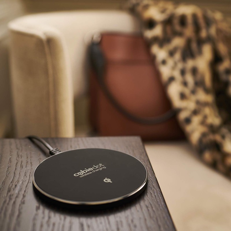 CubieDot - Tabletop Qi Wireless Charging Station