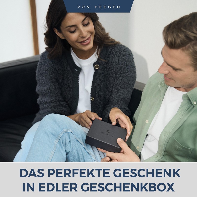 VON HEESEN Passport Holder Leather Case with RFID Protection -