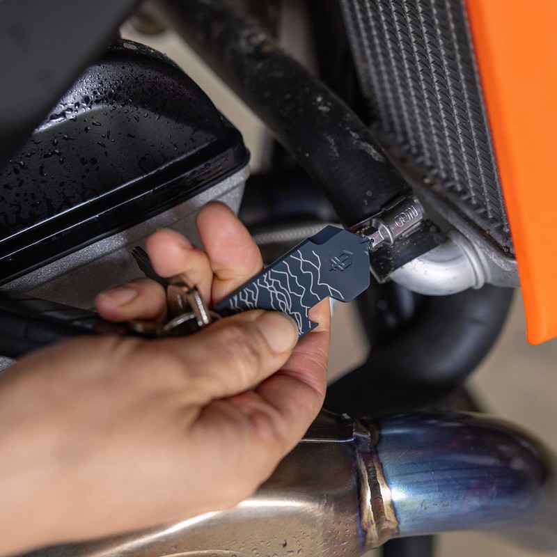 Gerber Shard DT Multi-function Tool and Key Ring with 3