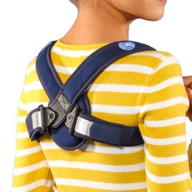 Junior slip straps with key chain. Shoulder width under 34 cm.
