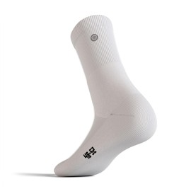 BETTERGUARDS Tru Comfort Sport Ankle Support Socks - Secure Fit and Breathable - Ideal for Sports, Recovery and Everyday Comfort - 1 Pair, White