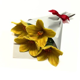 Humble Hilo Handmade Felt Flowers for Decoration Felt Flower Bouquets Fall & Holiday Valentines Flowers (Five Petal Flower, Yellow)
