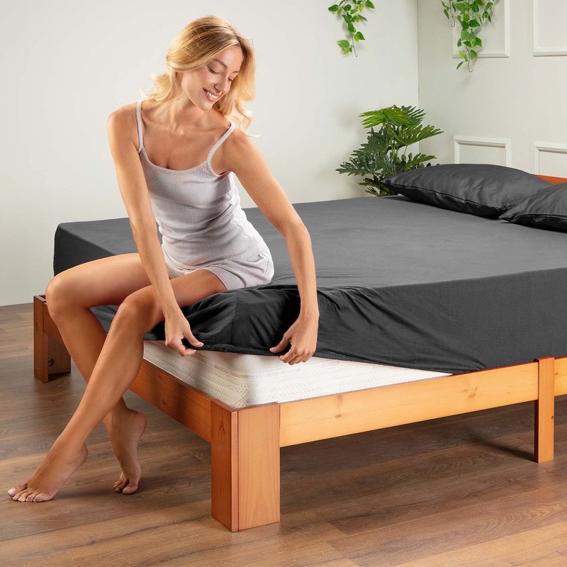 Flowen Fitted Sheet, 140 x 190 cm, Microfibre Fitted Sheet