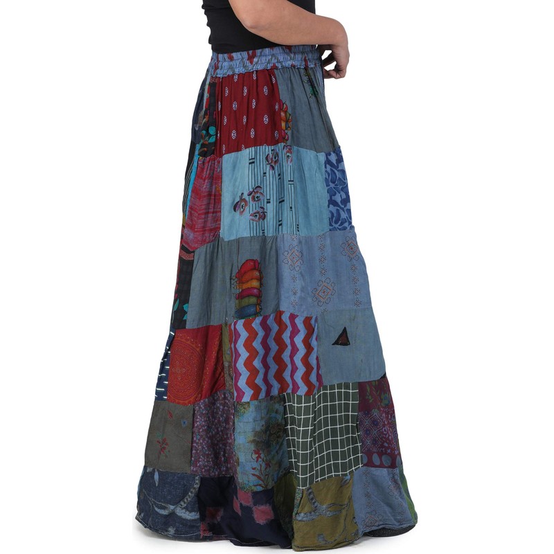 Exotic India Falda larga bohemia estampada de Gujarat con parche,