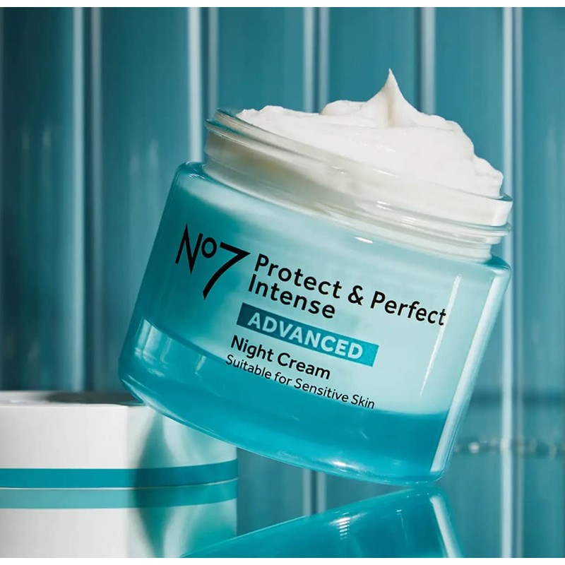 (Twin Pack) No7 Protect & Perfect Day & Night Cream