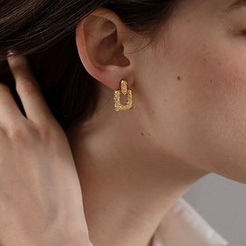 TseenYi Geometric Square Earrings Vintage Square Hammered Earrings Gold Chunky Geometric Drop Hoop Earrings Square Dangle Statement Earrings Jewellery for Women, Alloy Steel