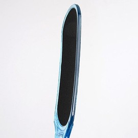Double-sided heel exfoliator handle foot file sandpaper callus shaver / 양면 뒷꿈치각질제거 손잡이 풋파일 사포 굳은살발밀이