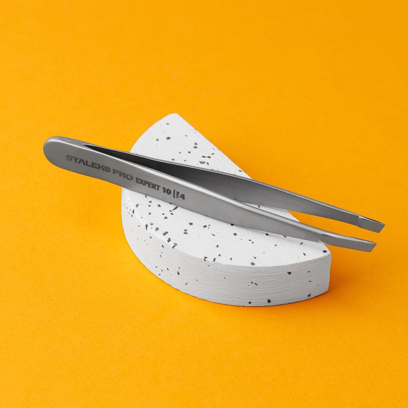 STALEKS PRO Expert 10/4 Precise Stainless Steel Eyebrow Tweezer