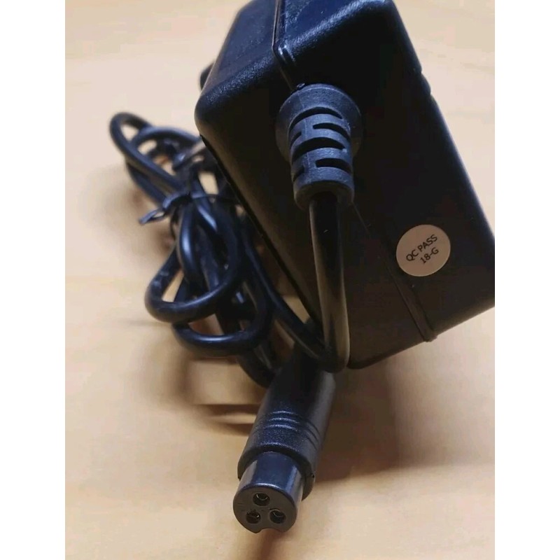 coming data 🔥charger for all jetson hoverboard with 3 pin