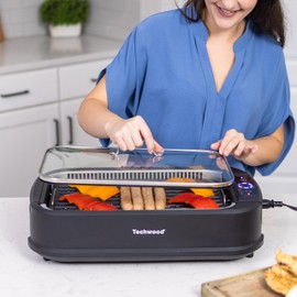 Techwood 1500W Smokeless Indoor Electric Grill with Non-Stick Plates and Tempered Glass Lid - Korean Grill with Temperature Control