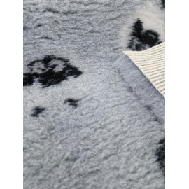 Woof And Pup Non-Slip Vet Bedding, Washable, Quick Drying, for Dogs, Puppies, Cats, Rabbits & Small Pets, Non Slip Ribbed Vet Bed, (Medium 75cm x 100cm, Grey Sheep)