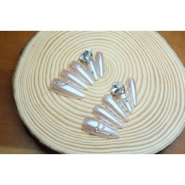 Duotaoii Almond Press on Nails Medium Fake Nails Handmde False Nails Pink Heart Rhinestones 3D Diamond Nail Charms designs, Acrylic Nail Kit Gel Nails, Reusable Stick on Nails for Women 10pcs M