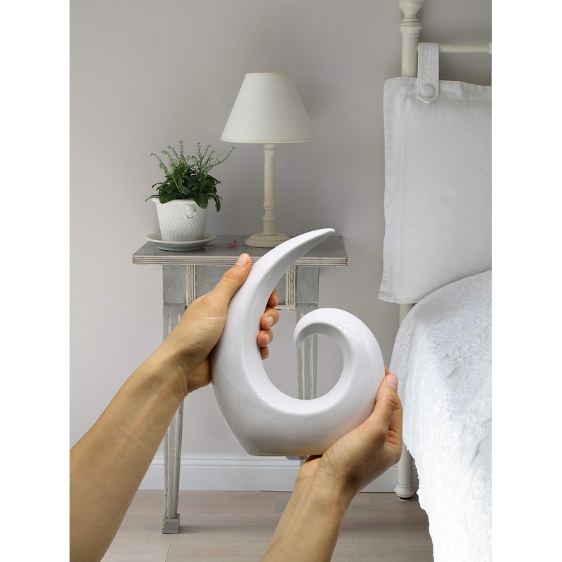 FeinKnick Stylish Ceramic Sculpture – Modern Decoration in White to