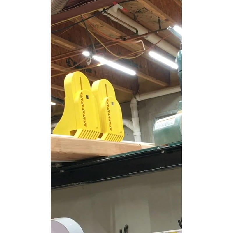 Magswitch Vertical Featherboard Pro Table Saw Safety Attachment, Woodworking Table