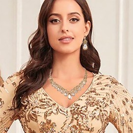 Qlavoca Women's Costume Fashion Crystal Teardrop Crystal Bridal Statement Necklace Dangle Earrings Set (Champagne-Gold-Tone)