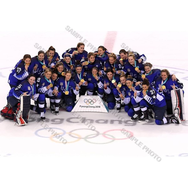 SPORTSPHOTOSUSA 2018 USA Women's Olympic Hockey Team Gold Medal PyeongChang 8x10 Photo