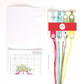 Simply MAKE Cross Stitch Kit, Classic Christmas 4 Pack, Hoop Embroidery, Thread, Fabric & Needle, Perfect For Beginners, Starter Cross Stitch Craft Kit, Great Gift, Craft Hobbyists, Festive Home Décor