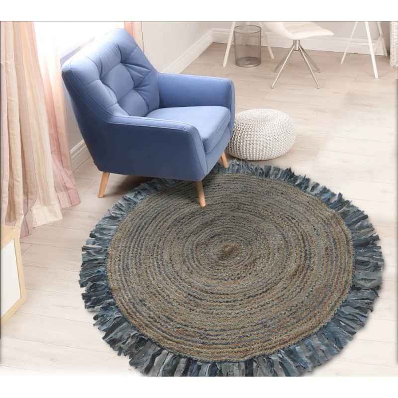 Homeroots 4' Blue And Beige Hand Woven Round Rug