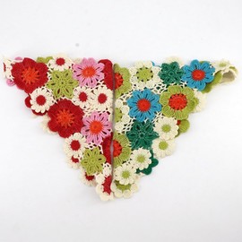 1 Pcs Pastoral Crochet Hair Bandana Handmade Knitted Flower Triangle Head Scarf Hairband Tie Back Floral Hair Kerchief Headwrap for Women (Red flowers, One size)