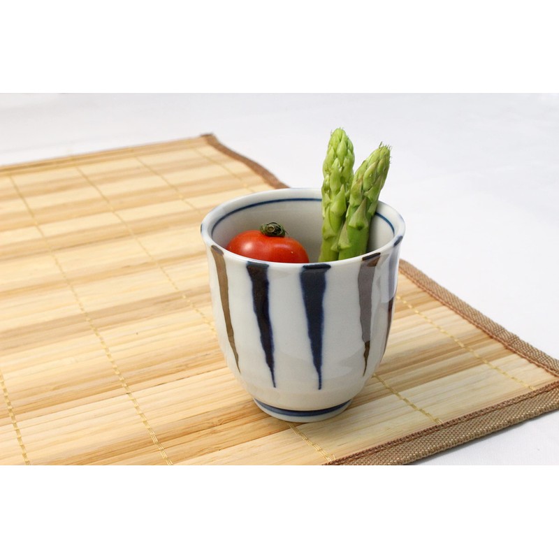 キャッスルエンタープライズ 料理のプロが選んだシリーズ 藍十草 反 【湯呑】 3個セット サイズ:直径8ｃｍ×厚み7.9ｃｍ