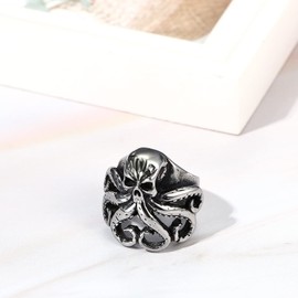 JewelryWe Men's Retro Octopus Skull Ring Norse Viking Pirate Skull Head Ring Stainless Steel Gothic Punk Biker Rings Band (Size 8)