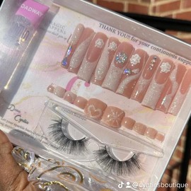 Nancy Long-lasting High Gloss press on nails - Size: L