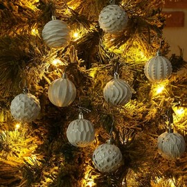 Liliful 36 Piezas Set de Adornos Navideños Rústicos Adornos Navideños Desgastados Bolas Navideñas Vintage Decoración Retro para Fiestas(Blanco-Oro)