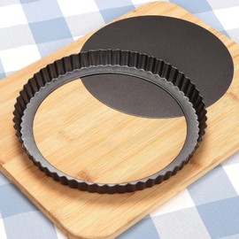 MGE - Non-Stick Fluted Flan & Tart Tin - Quiche Pan with Loose Base - 26 cm