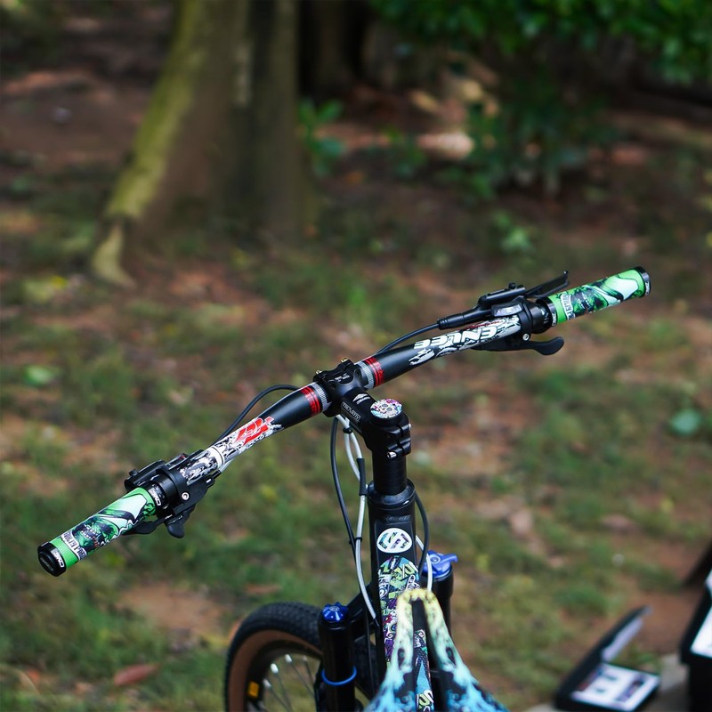 CHOOEE Mountain Bike Handlebar with Double Lock On Clamp，Bicycle grips