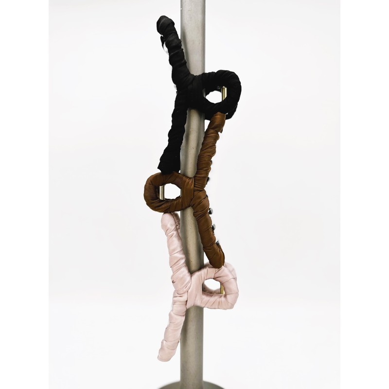 Satin Hair Claw Clamp 12.5cm Extra Strong Hold in Black,