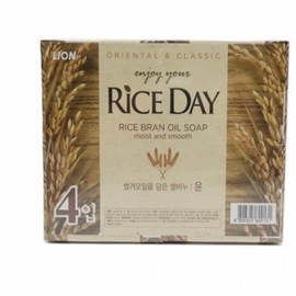 4 soaps: cleansing soap, moisturizing soap, scented soap