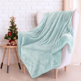 Green Fluffy Fleece Sherpa Sofa Throws Single Blanket, Warm Thick Soft Cozy Bed Blankets, Plush Couch Throw Warm Cozy Reversible Blankets for Winter 150 x 130 cm