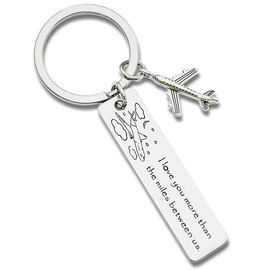 ZYSSXNDM Couple Keychain Long Distance Relationship Gifts Valentines Christmas Birthday Gifts - I Love You More Than The Miles Between Us