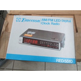 Emerson Vintage Antique Emerson AM FM LED Digital Alarm Clock Radio Red 5510 Red5510