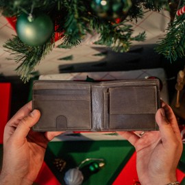 BULL GUARD Mens RFID Blocking Bifold Wallet Soft Genuine Leather Brown Western Secure and Durable Extra Capacity Billfold With Coin Pocket