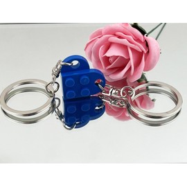 MPK Heart-Shaped Keychain Set – Matching Keychains for Couples, Valentine's Day Gift, Romantic Love Keychain for Him and Her