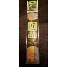 Clover Takumi Bamboo Premium Knitting Needles Double Point  No.2- 5 Inch