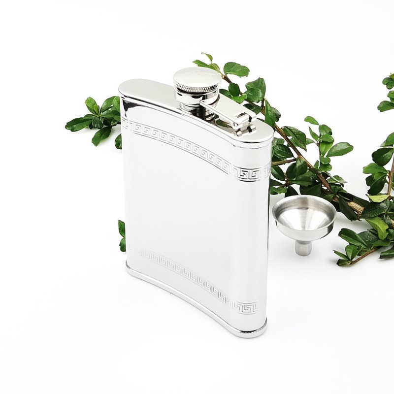 iSavage 6oz Hip Flask with Engraving Decoration with a Funnel