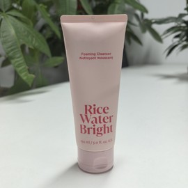 Rice Water Foaming Facial Cleanser 150ml Hydrating Face Wash Makeup Remover Gentle Korean Skincare Daily Deep Cleansing for Soft Smooth Skin