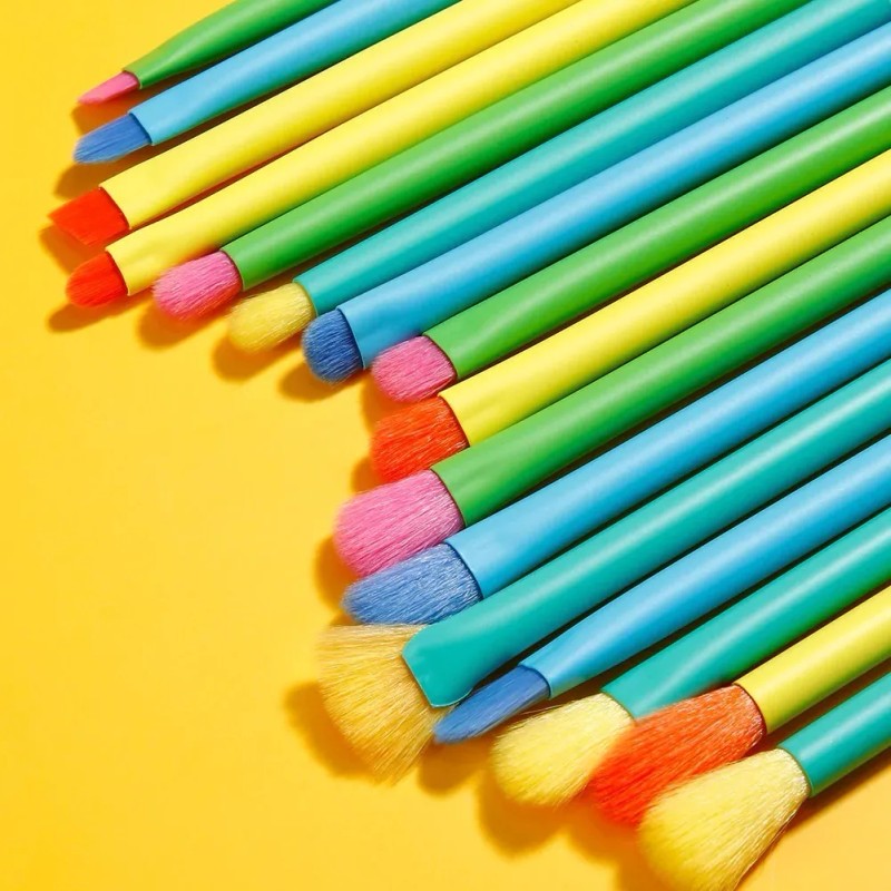 Docolor Set Pro 16 Brochas De Ojos - Originales