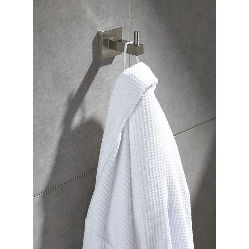 Richelieu NB1030549 Palisades Collection Modern Bathroom Single Hook for Bathrobe