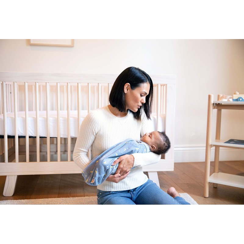 Ergobaby Ergonomic Baby Swaddle Wrap for Newborns, with Hip Positioner