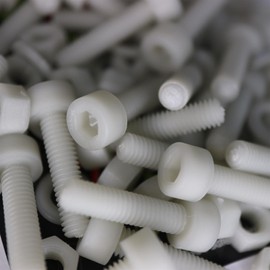 50 x Glass Filled Reinforced, Super Nylon Socket Head, M5 x 20mm Plastic Nuts and Bolts, Washers, (13/64 x 25/32 in)