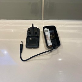 Secret Stash UK Plug Immitation Charger Hidden Compartment Box Diversion Safe - Storage Device for Festivals Music Events Raves Parties and Home and Security - Conceal Valuables Cash Jewelry and More