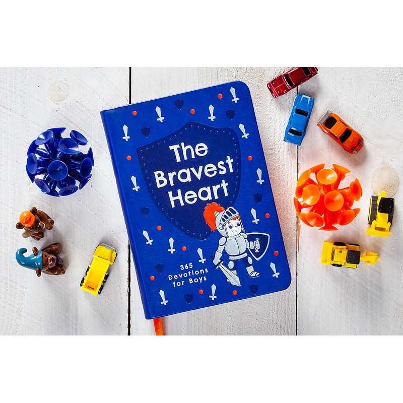 The Bravest Heart: 365 Devotions for Boys