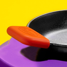 Lodge BOLD Silicone Assist Handle Holder - Dishwasher Safe Hot Handle Holder Upgraded Design for Lodge BOLD Products Only - Heat Protection Up to 450° - Fiery Orange